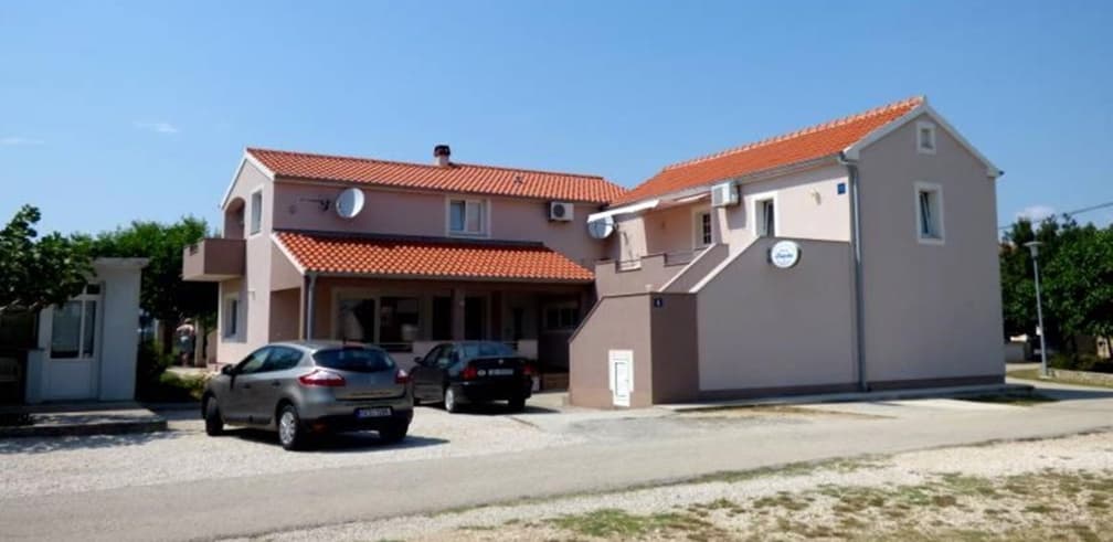 Apartmani Branko